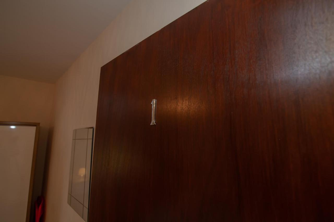 Casa Fresa Franks Serviced Accommodation Liverpool Bagian luar foto