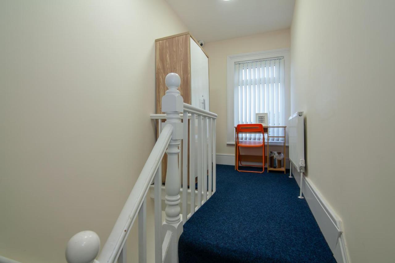Casa Fresa Franks Serviced Accommodation Liverpool Bagian luar foto