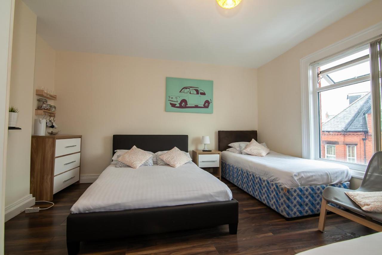 Casa Fresa Franks Serviced Accommodation Liverpool Bagian luar foto