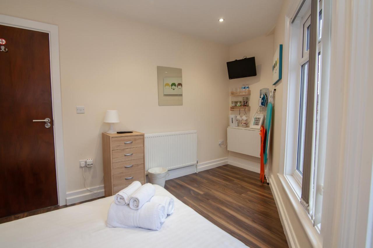 Casa Fresa Franks Serviced Accommodation Liverpool Bagian luar foto