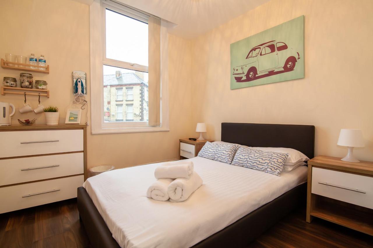 Casa Fresa Franks Serviced Accommodation Liverpool Bagian luar foto