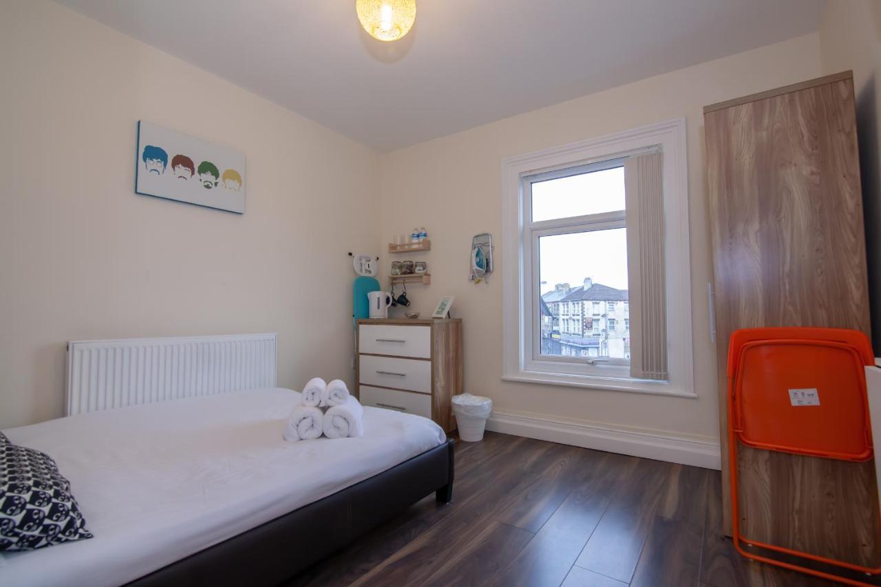 Casa Fresa Franks Serviced Accommodation Liverpool Bagian luar foto