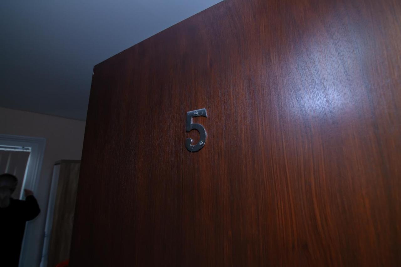 Casa Fresa Franks Serviced Accommodation Liverpool Bagian luar foto